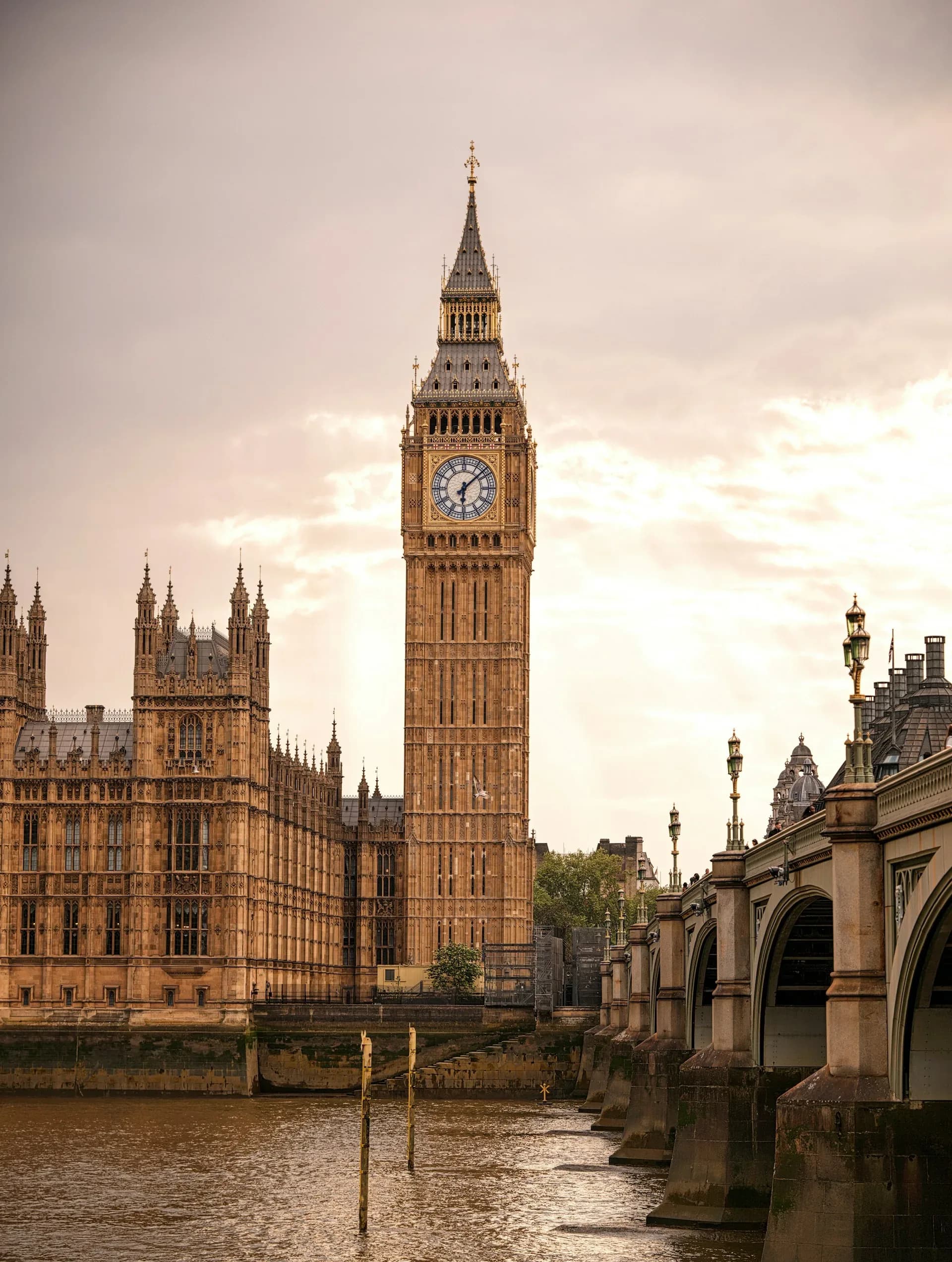 The Elizabeth Tower and Westminster Bridge in evening light